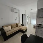 Maison Jolie Apartment