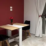 Maison Jolie Apartment