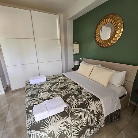 Maison Jolie Apartment