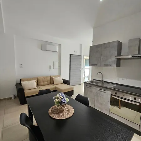 Maison Jolie Apartment Reggio Calabria