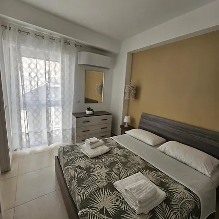 Maison Jolie Apartment